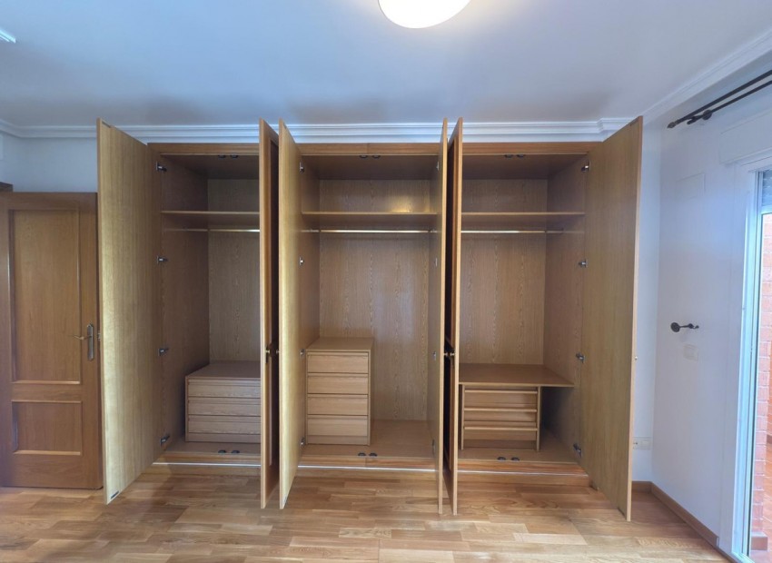 Resale - Appartement - Alicante - Alicante Centro