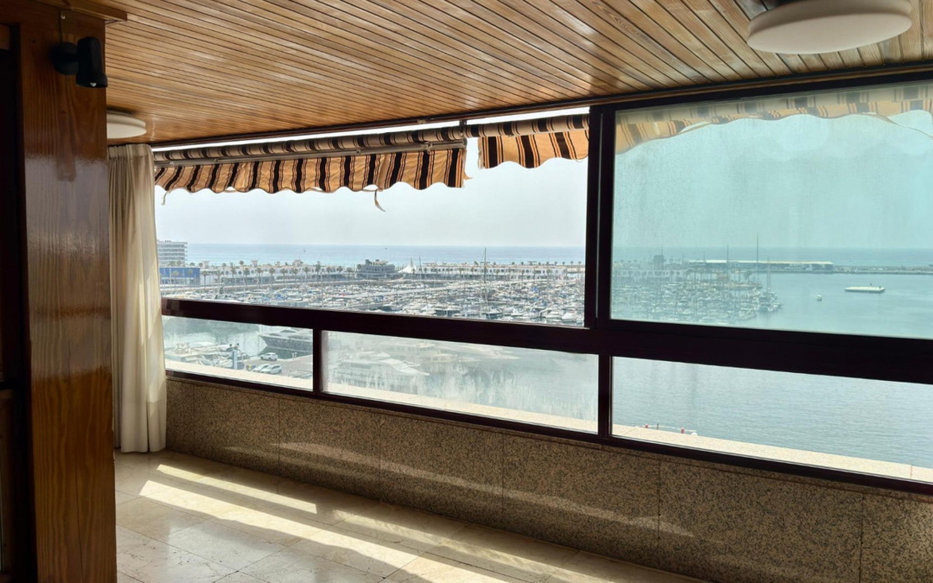 Resale - Appartement - Alicante - Alicante Centro