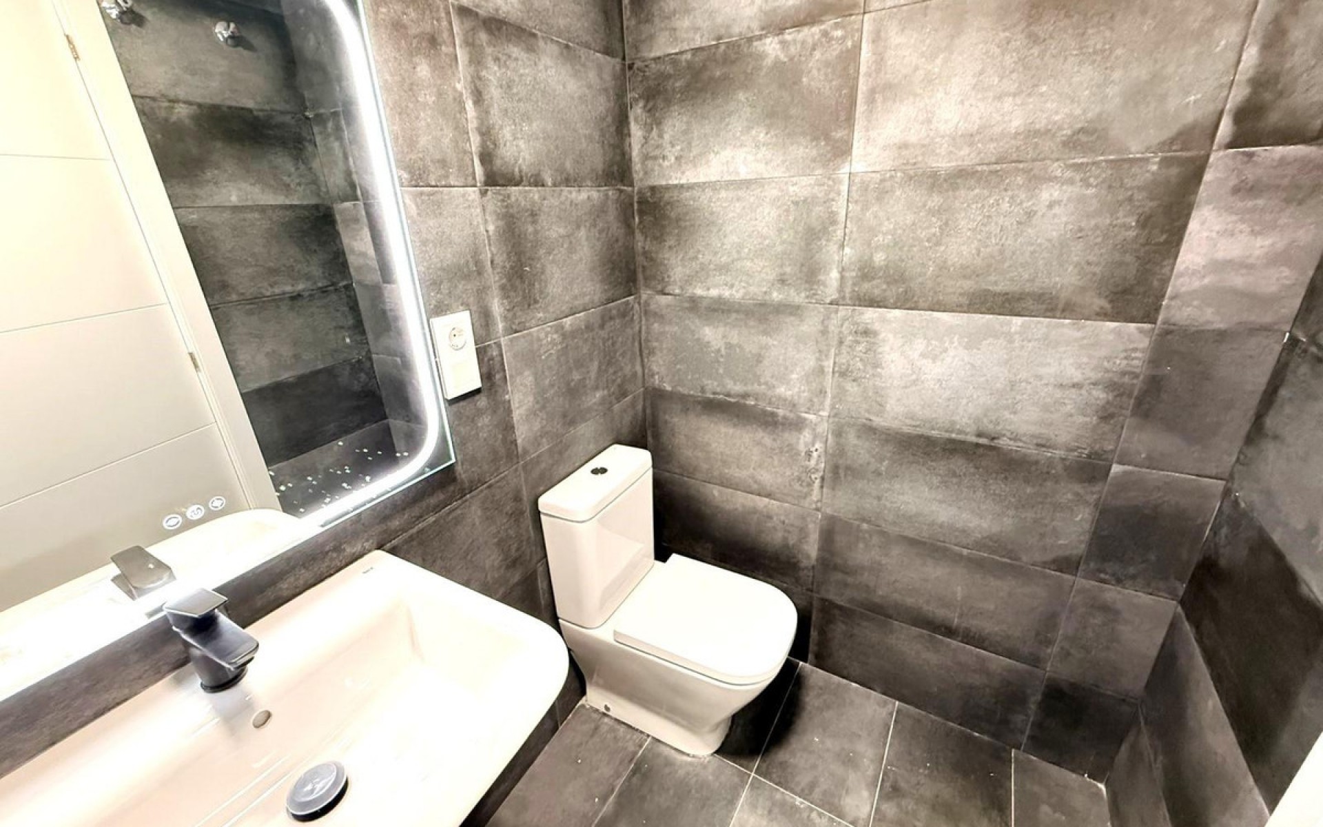 Resale - Appartement - Alicante - Alicante Centro