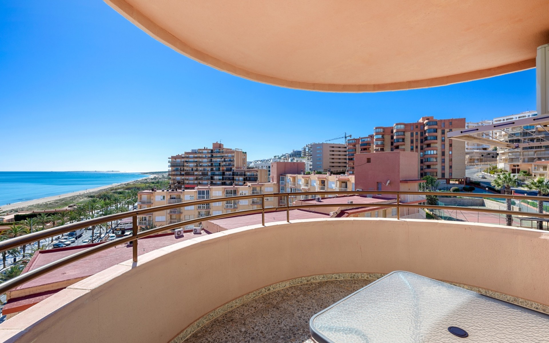 Resale - Appartement - Arenales Del Sol - Segunda linea playa