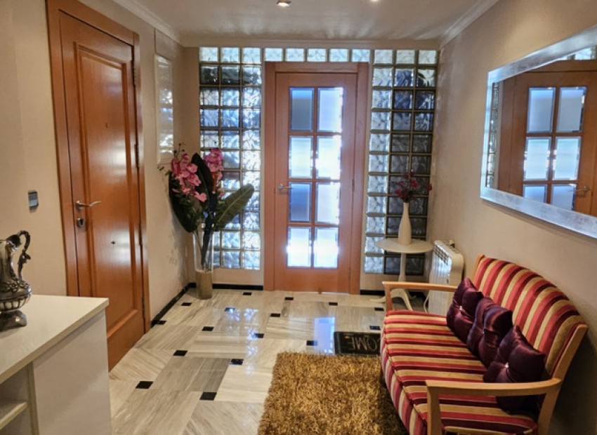 Resale - Appartement - Benidorm - Benidorm Centro