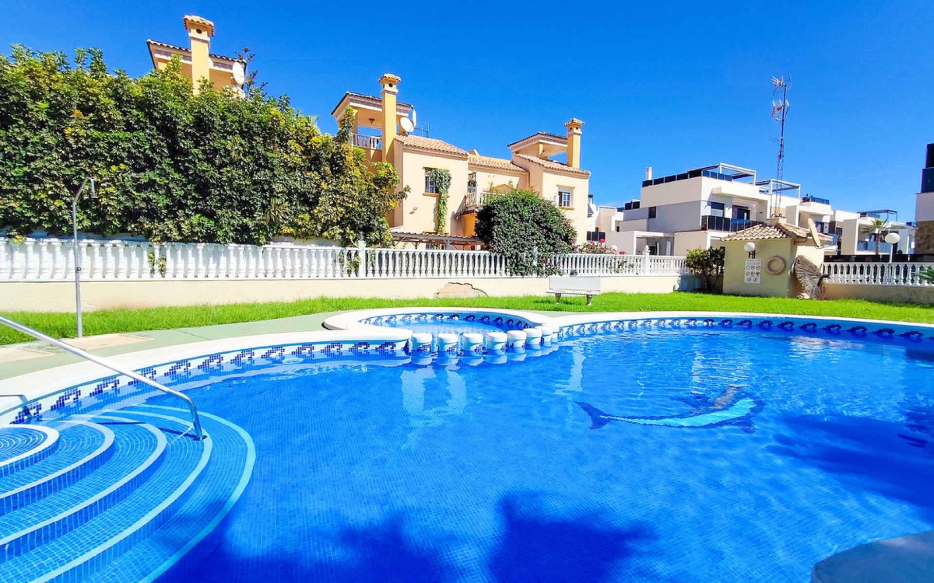Resale - Appartement - Cabo Roig