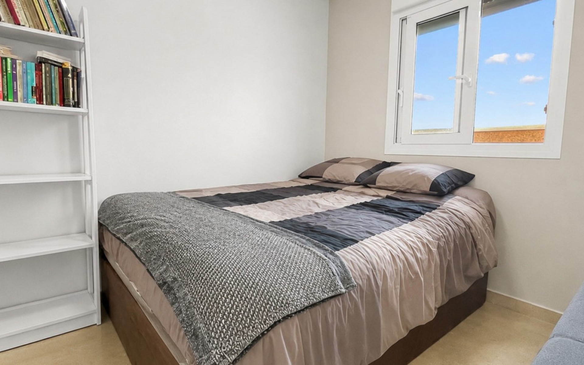 Resale - Appartement - Guardamar Del Segura - El Raso