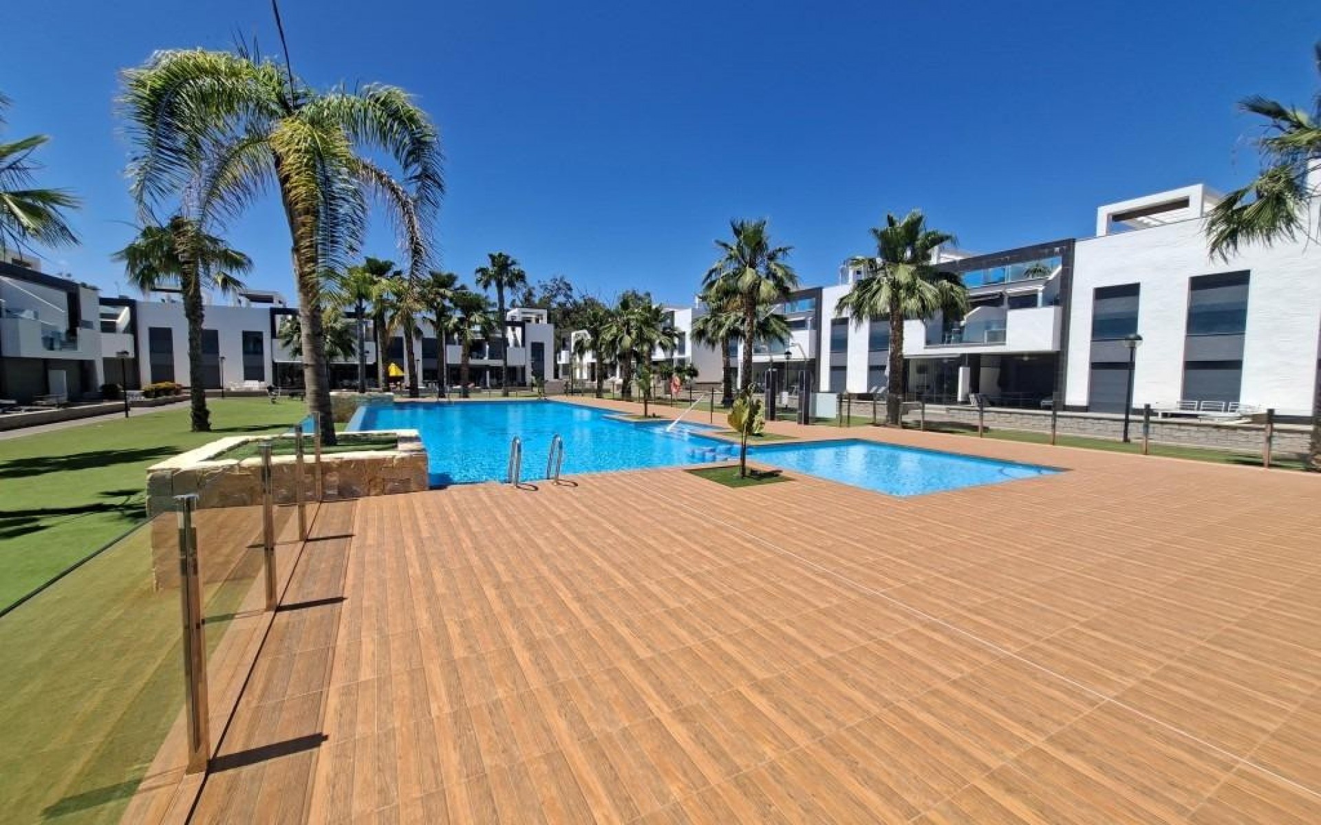 Resale - Appartement - Guardamar Del Segura - El Raso