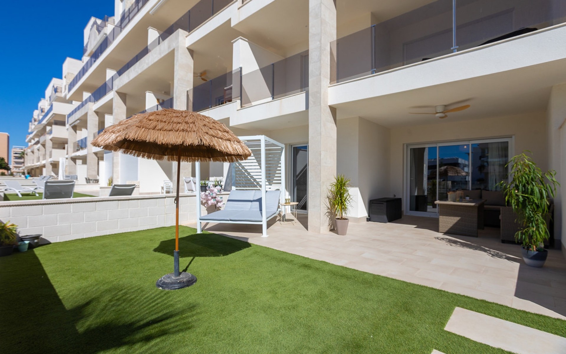 Resale - Appartement - Guardamar Del Segura - El Raso