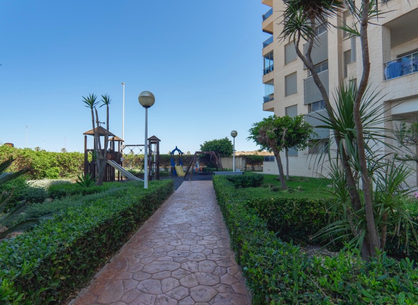 Resale - Appartement - Guardamar Del Segura - Puerto Deportivo