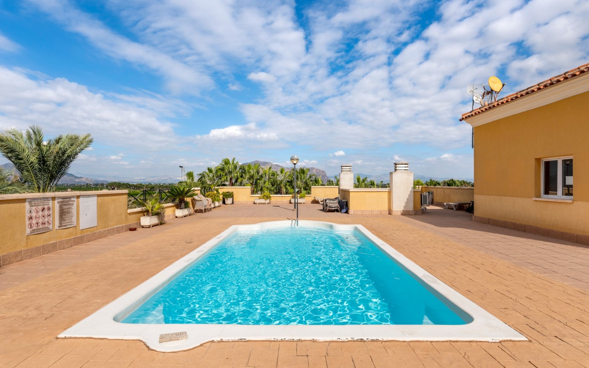 Resale - Appartement - Jacarilla