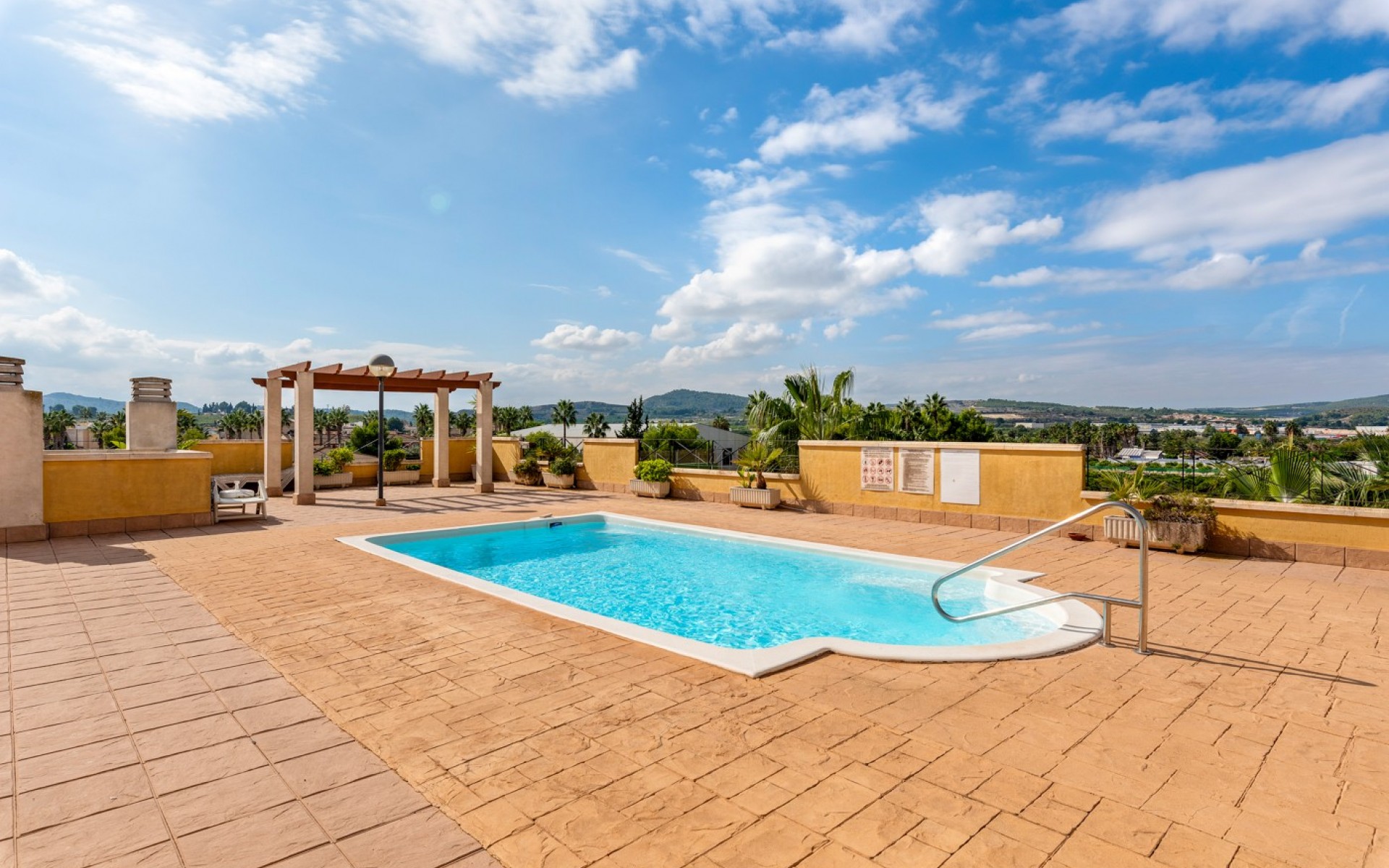 Resale - Appartement - Jacarilla