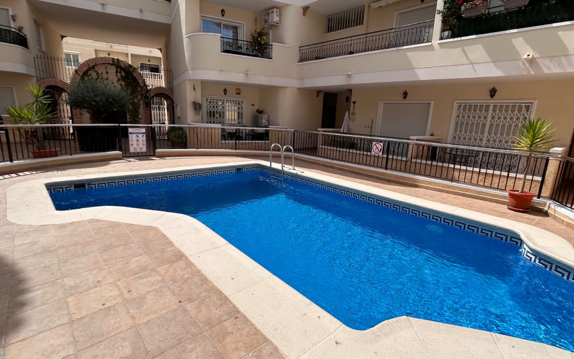 Resale - Appartement - Jacarilla