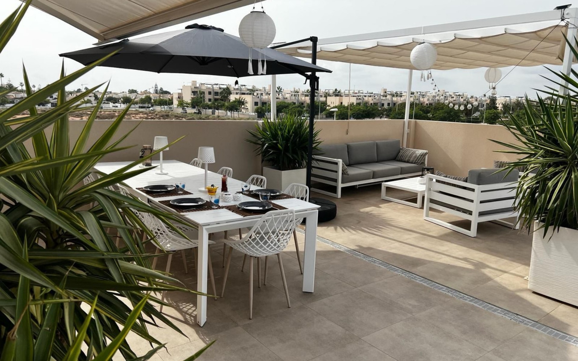 Resale - Appartement - Mil Palmeras