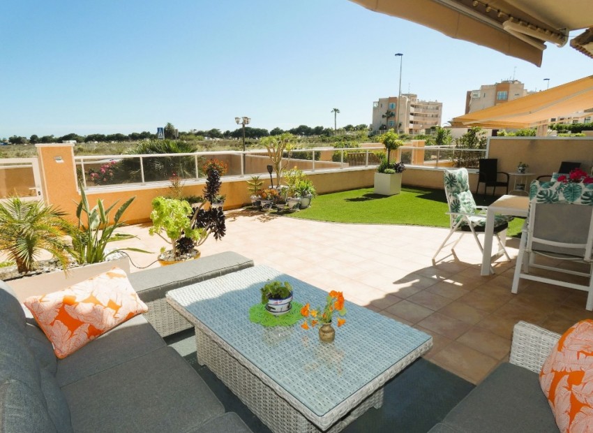 Resale - Appartement - Orihuela Costa - Los Dolses