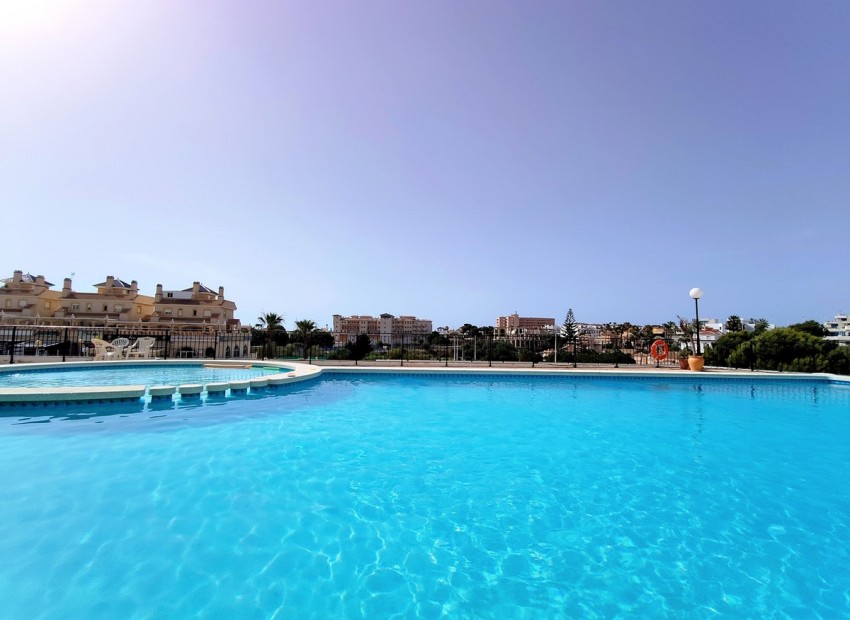 Resale - Appartement - Orihuela - La Zenia