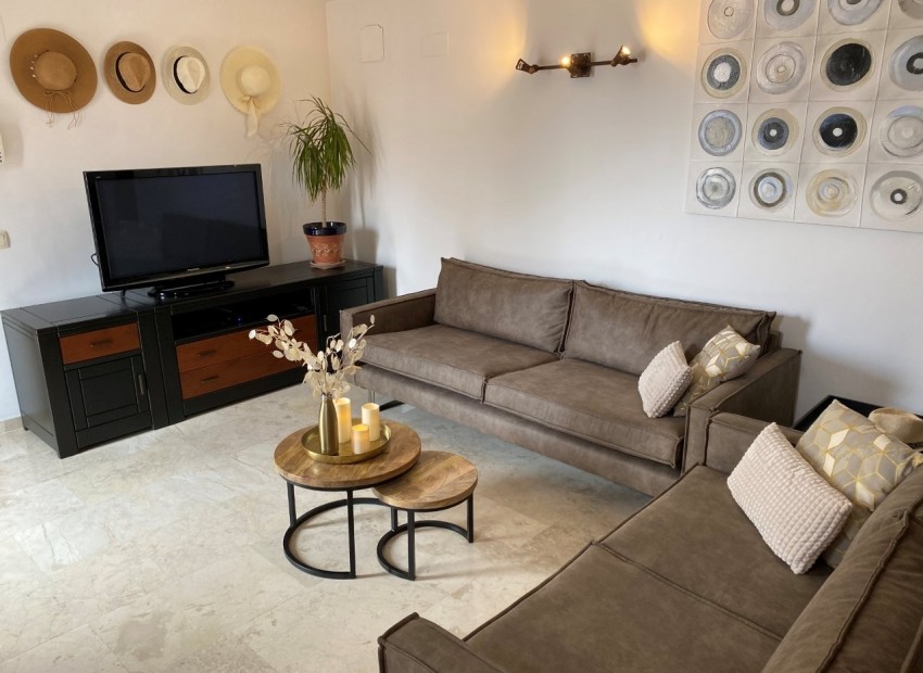 Resale - Appartement - Punta Prima - La Entrada