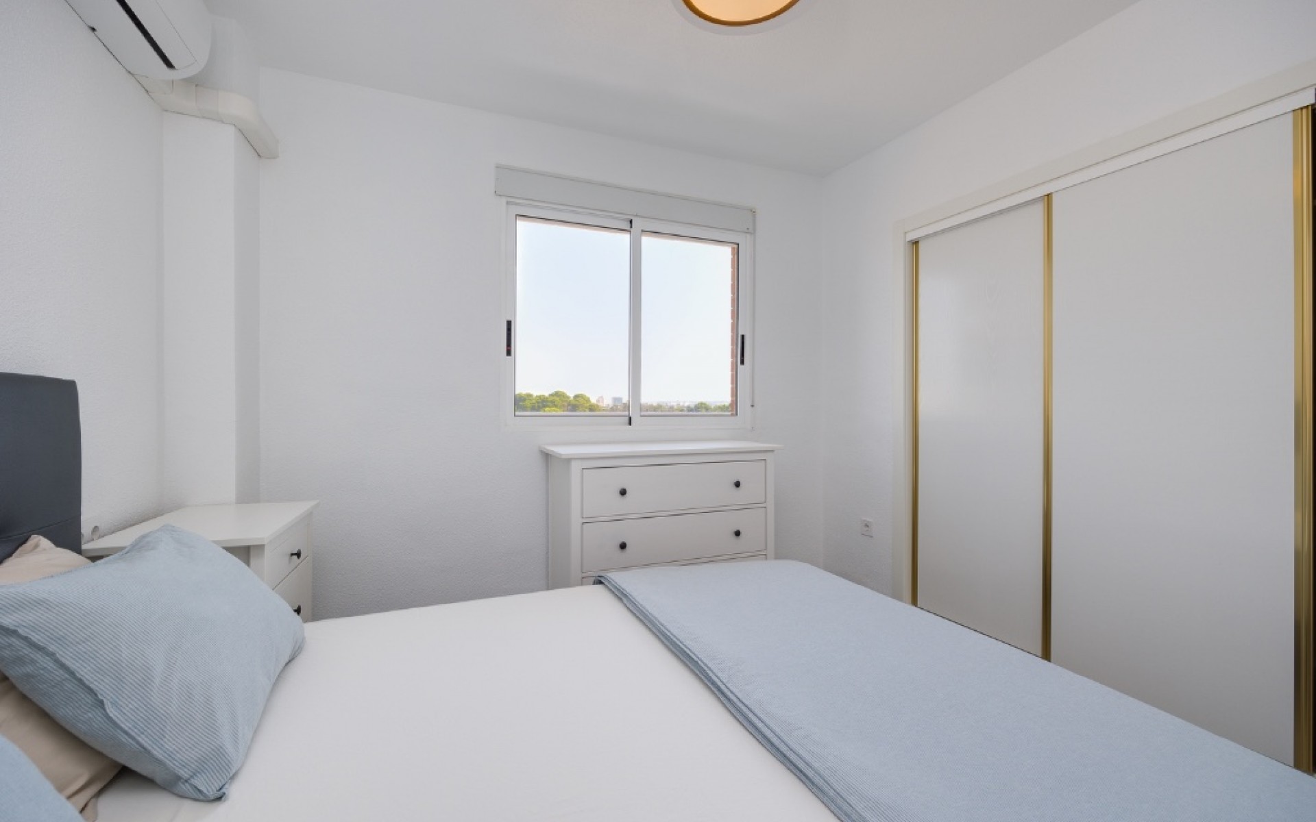 Resale - Appartement - Punta Prima