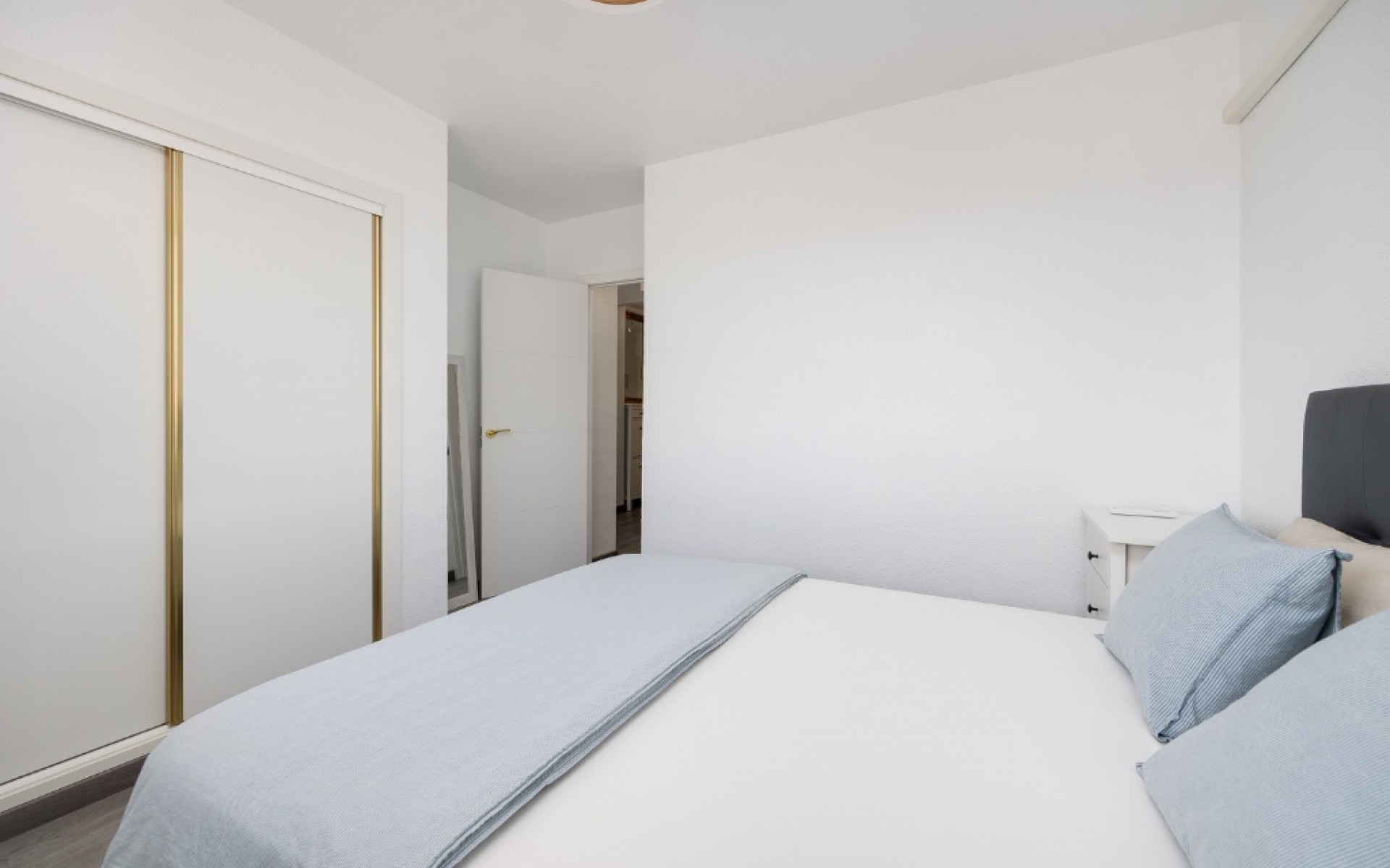 Resale - Appartement - Punta Prima