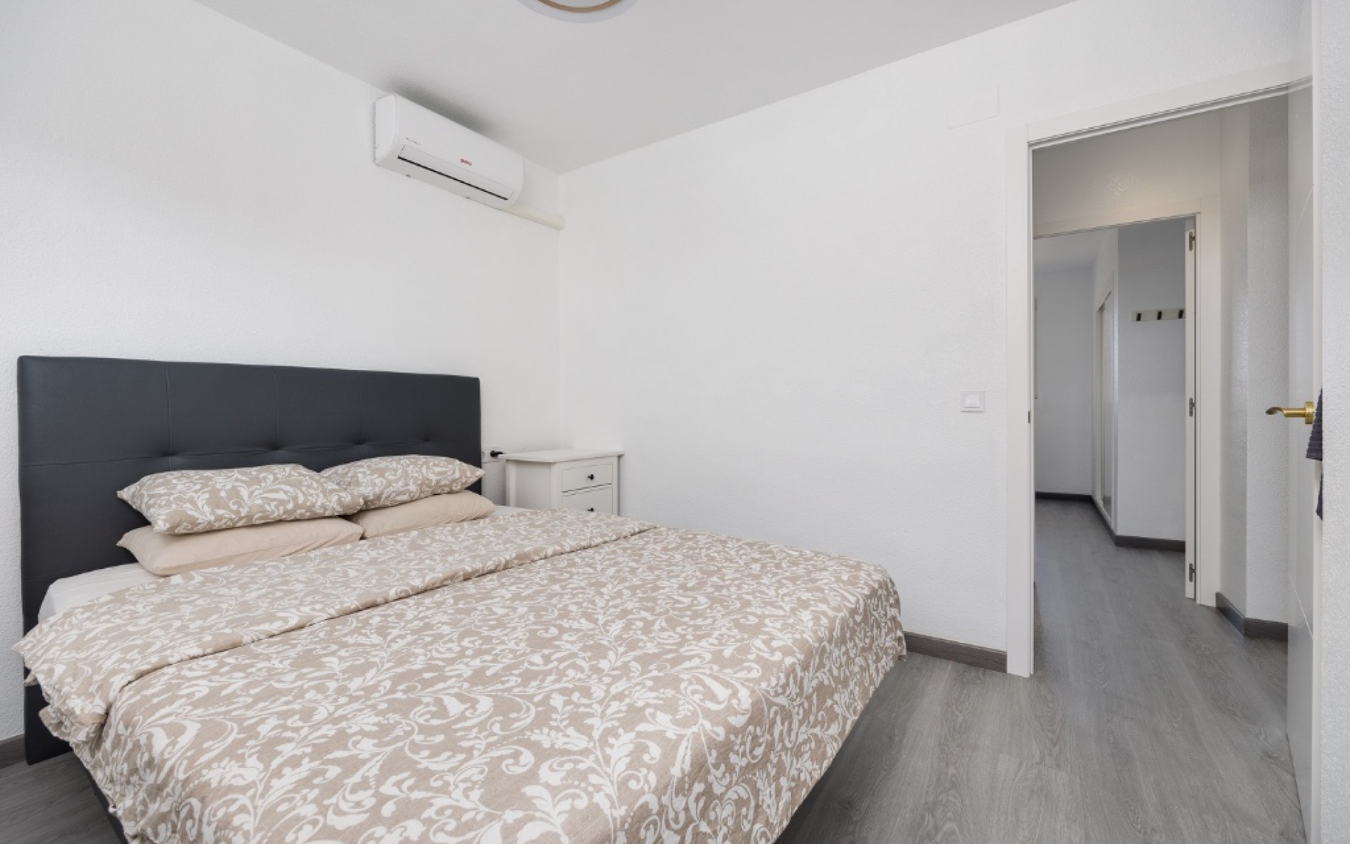 Resale - Appartement - Punta Prima
