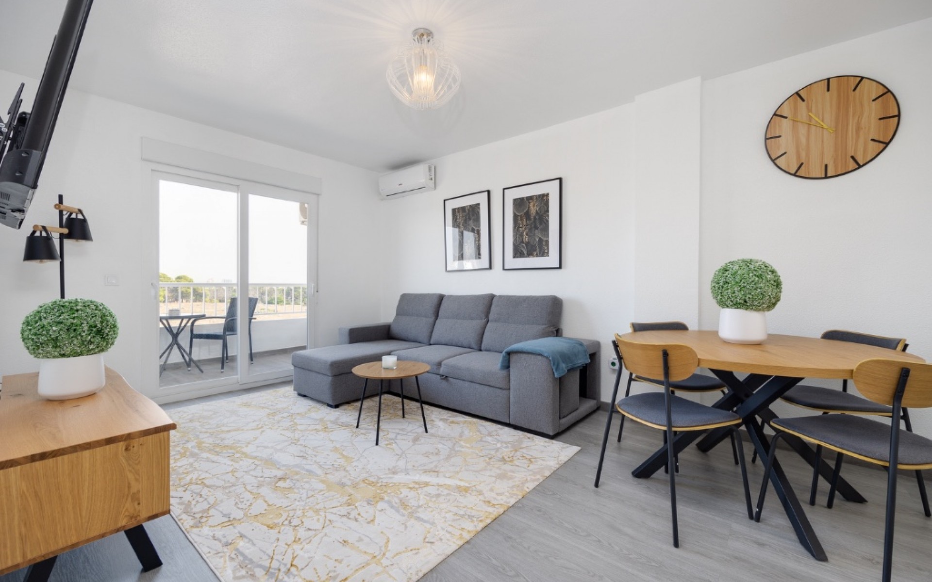 Resale - Appartement - Punta Prima