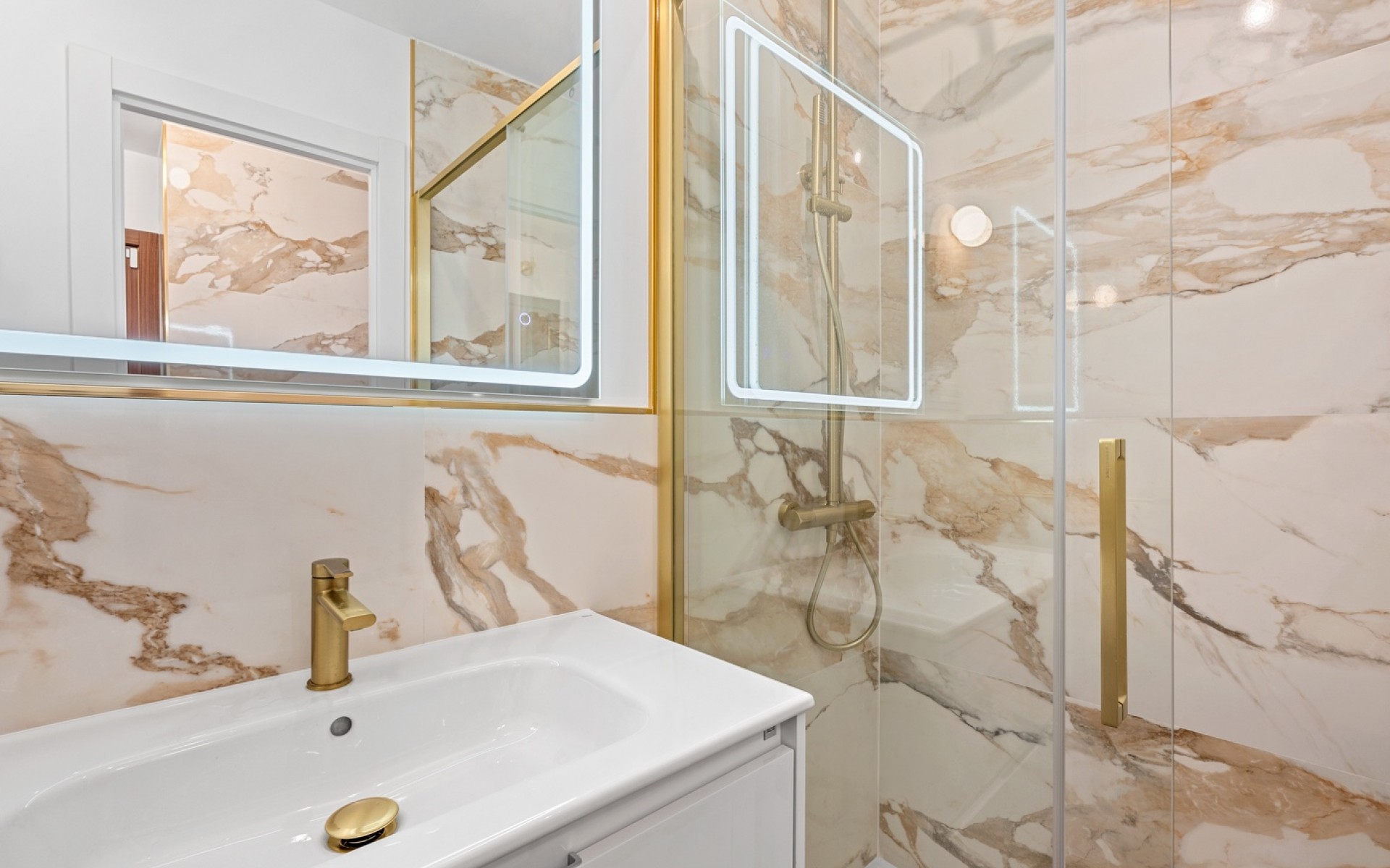 Resale - Appartement - Punta Prima