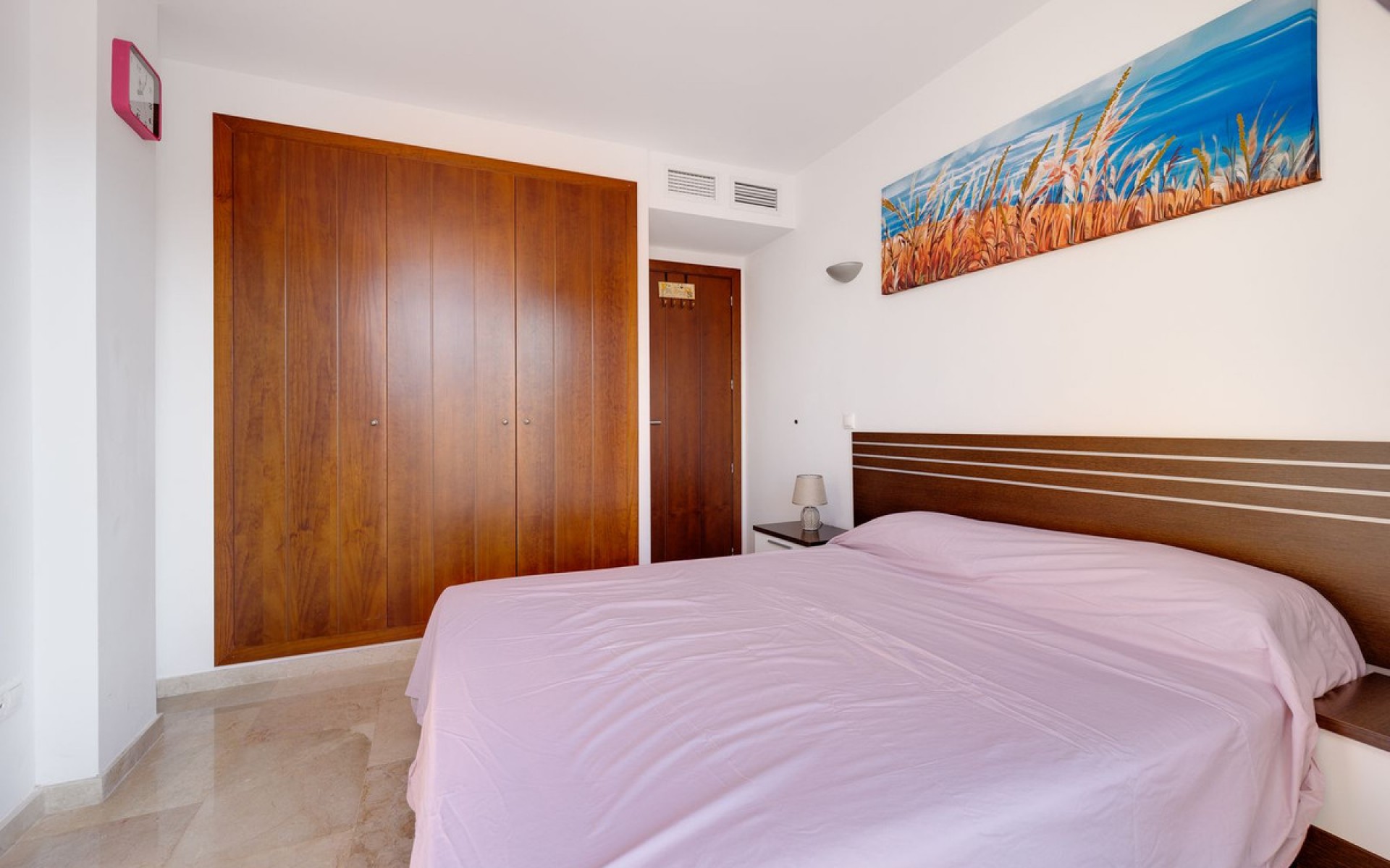 Resale - Appartement - Punta Prima