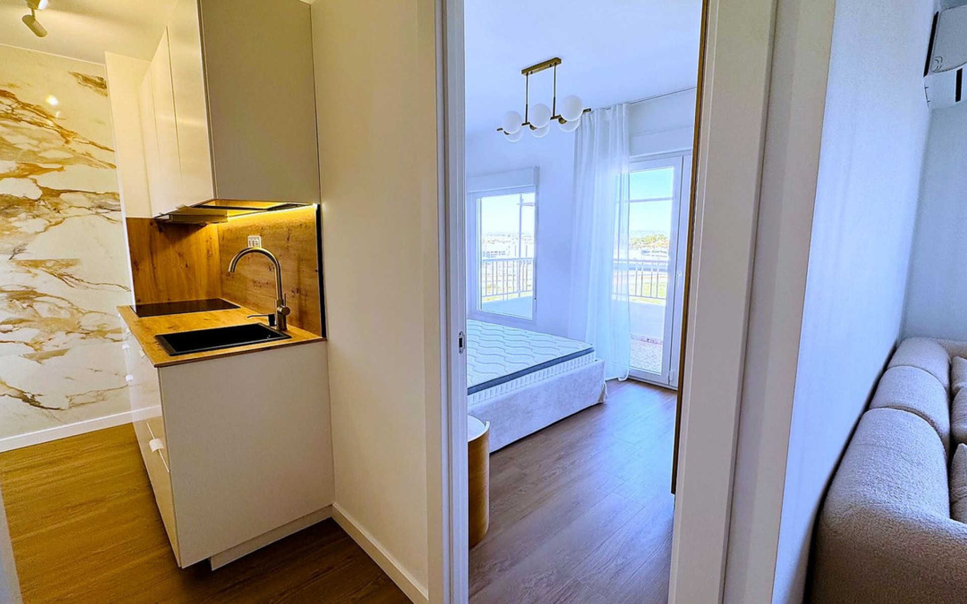 Resale - Appartement - Punta Prima