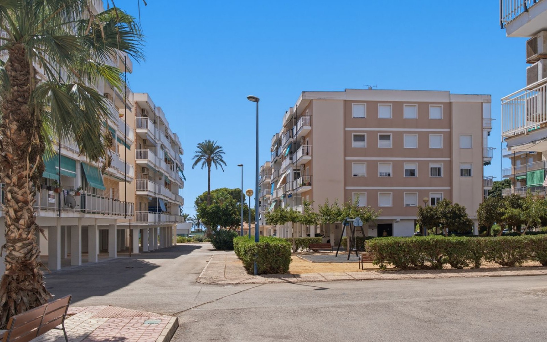 Resale - Appartement - Punta Prima