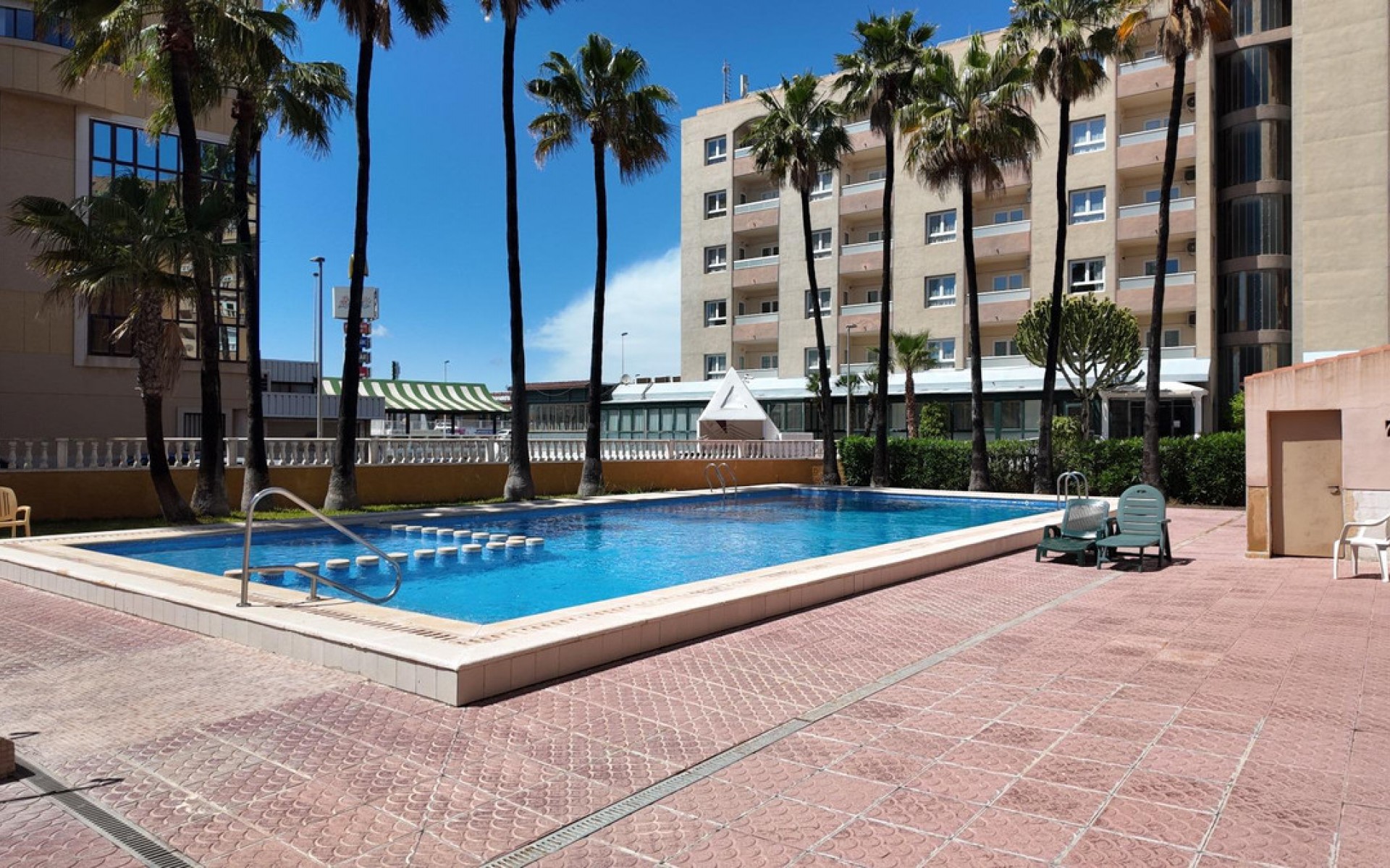 Resale - Appartement - Punta Prima