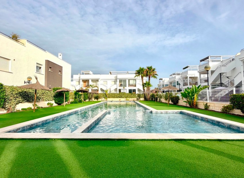 Resale - Appartement - Torrevieja - Aguas Nuevas