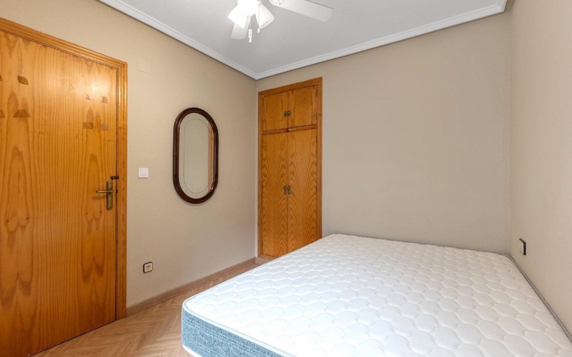 Resale - Appartement - Torrevieja - La Mata