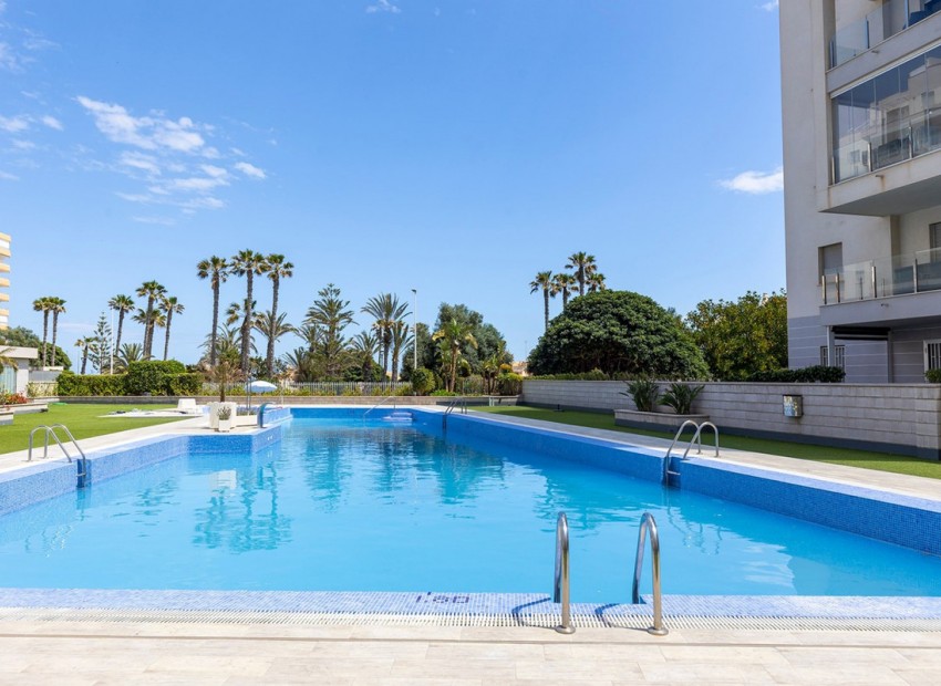 Resale - Appartement - Torrevieja - La Mata