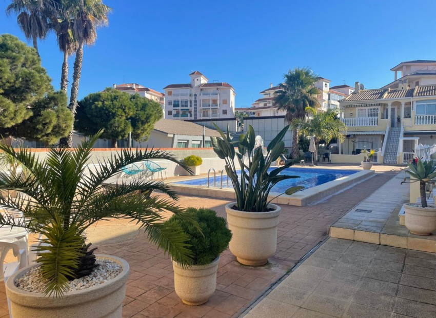 Resale - Appartement - Torrevieja - La Mata