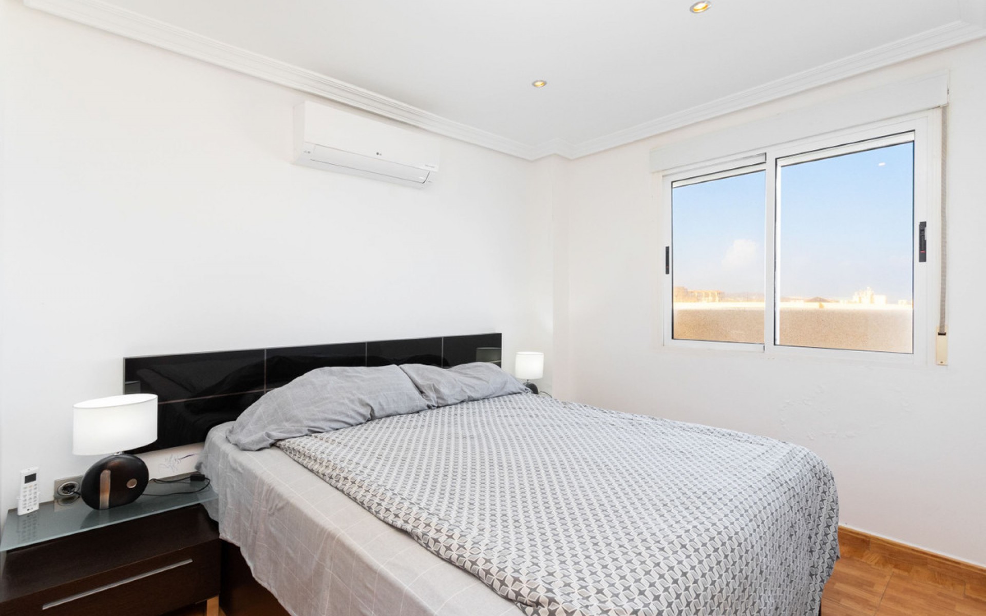 Resale - Appartement - Torrevieja - La Mata