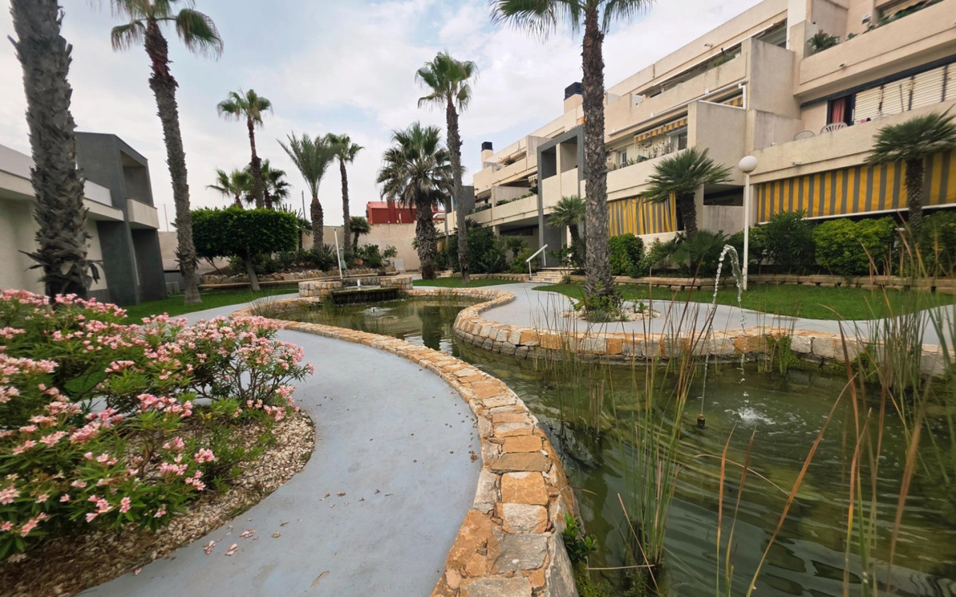 Resale - Appartement - Torrevieja - La Mata