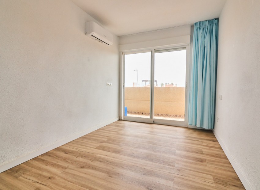 Resale - Appartement - Torrevieja - La Mata
