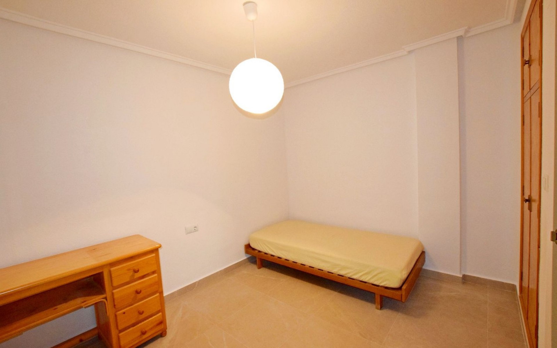 Resale - Appartement - Torrevieja - Playa De La Mata