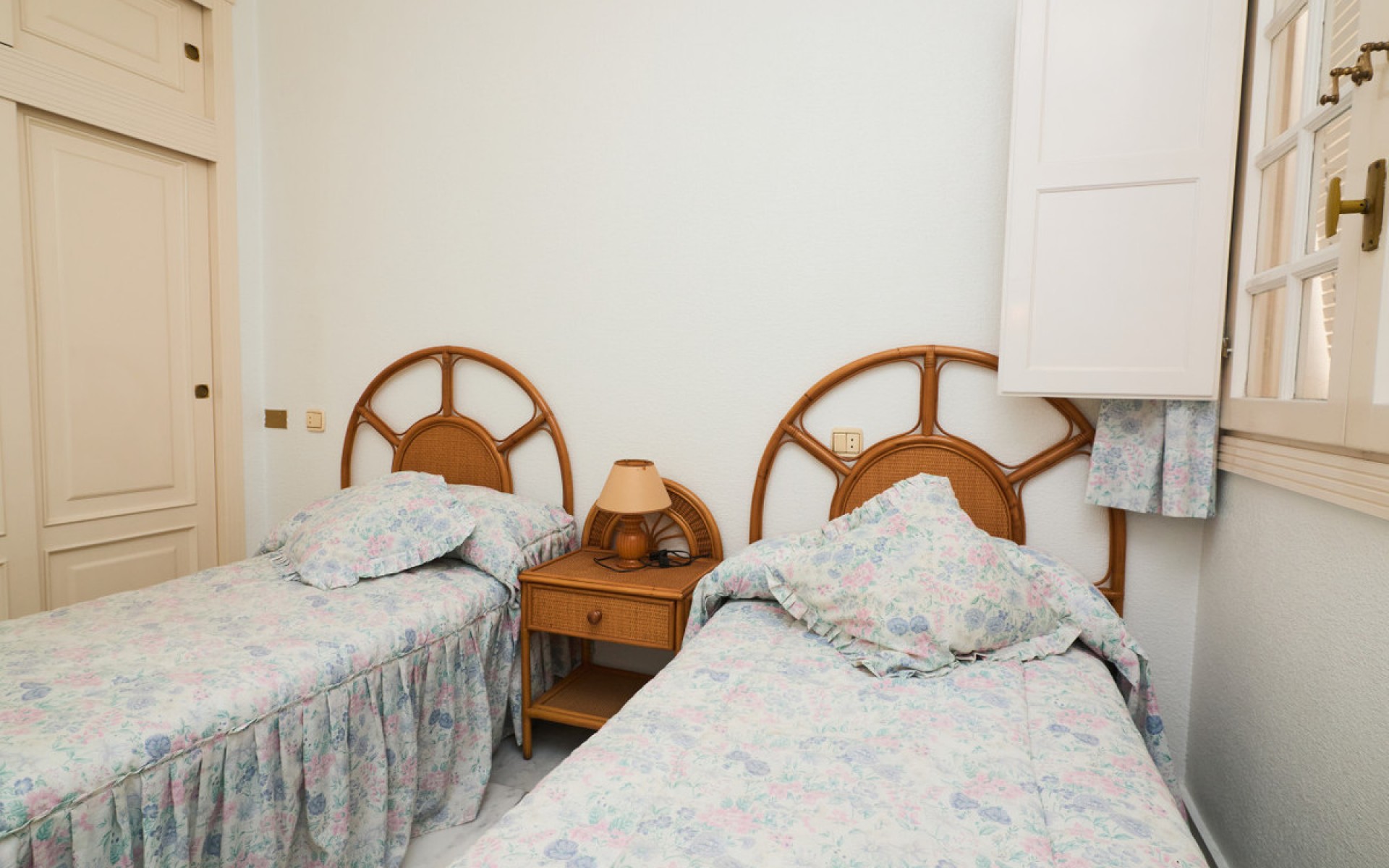 Resale - Appartement - Torrevieja - Playa de los Locos