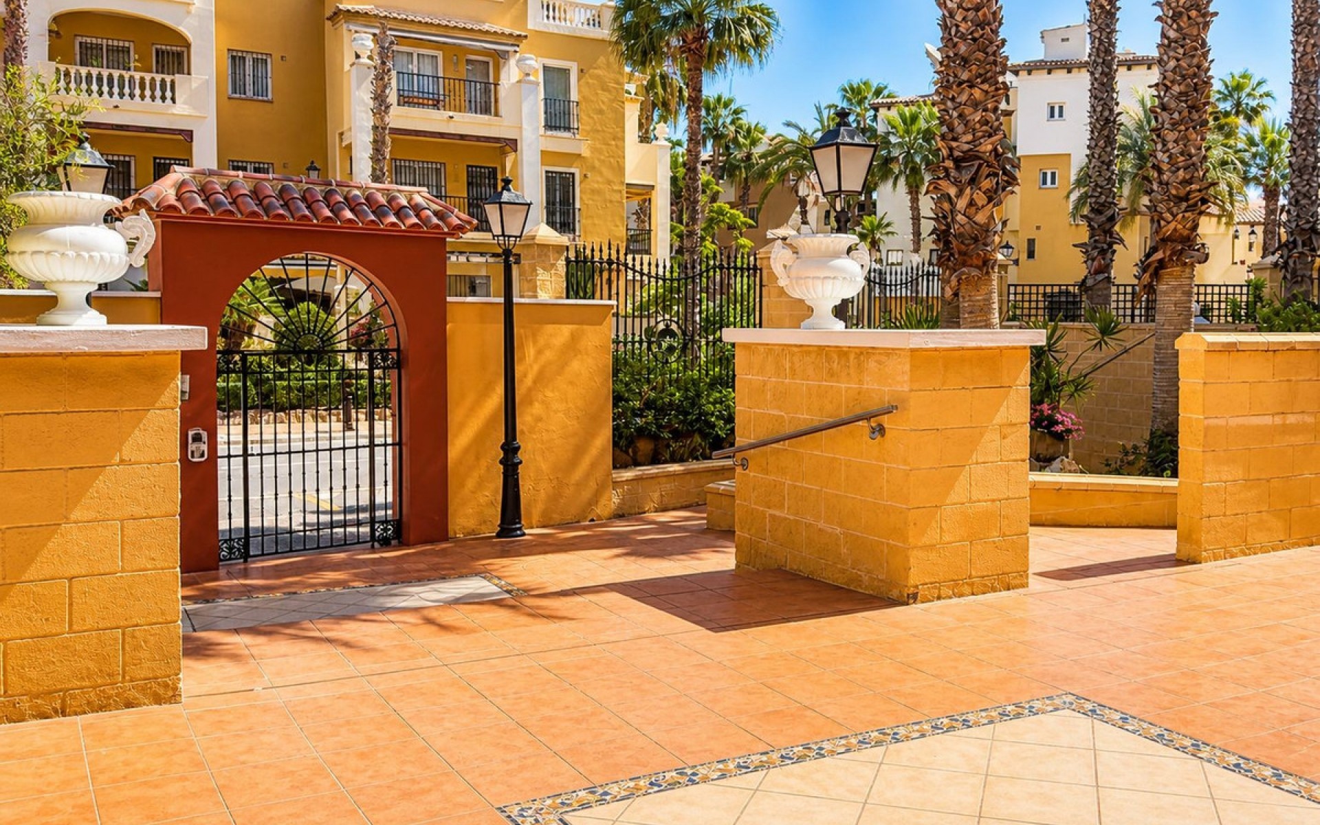 Resale - Appartement - Torrevieja - Playa de los Locos
