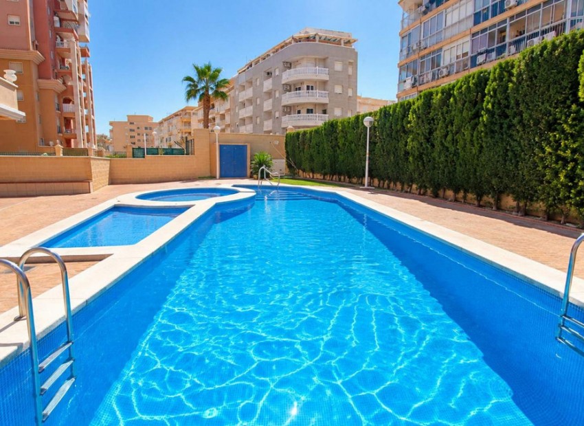 Resale - Appartement - Torrevieja - Playa de los Locos