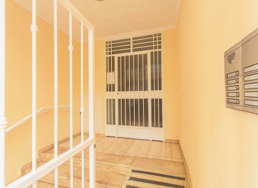 Resale - Appartement - Torrevieja - Playa del Cura