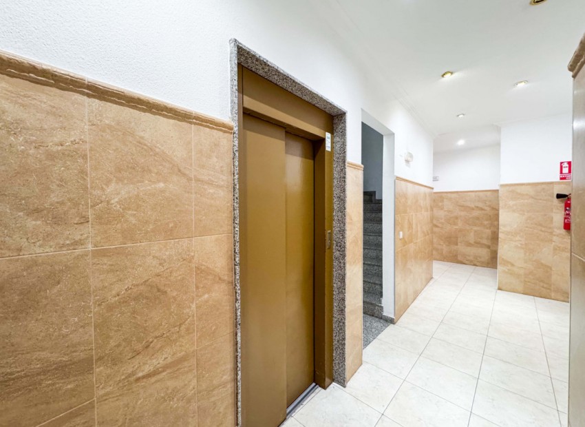 Resale - Appartement - Torrevieja - Playa del Cura