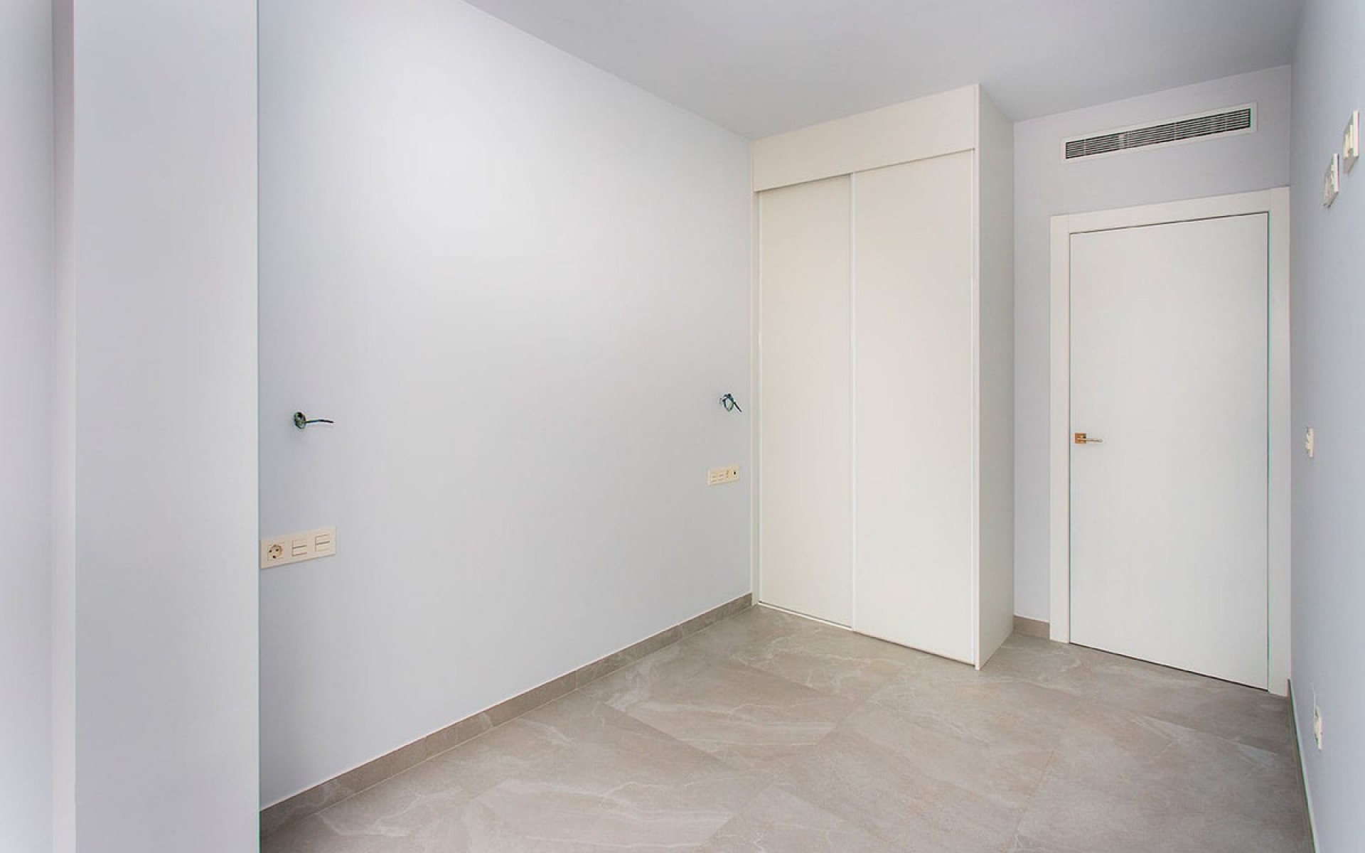 Resale - Appartement - Torrevieja - Playa del Cura
