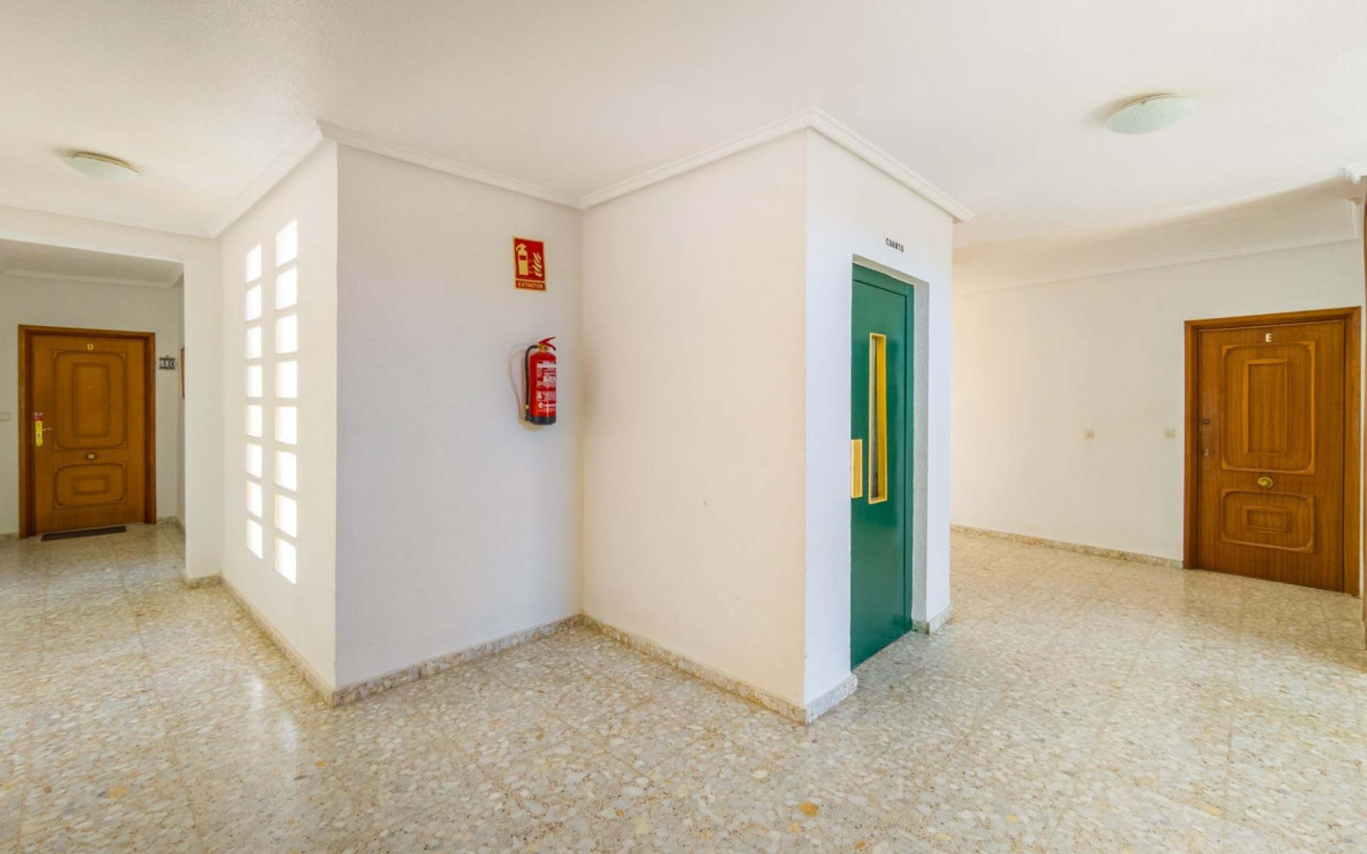 Resale - Appartement - Torrevieja - Playa del Cura