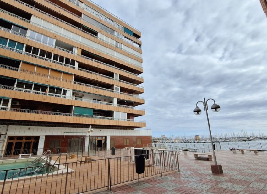 Resale - Appartement - Torrevieja - Torrevieja Centro