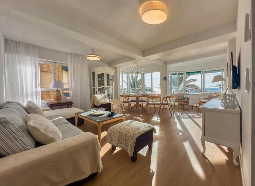 Resale - Appartement - Torrevieja - Torrevieja Centro