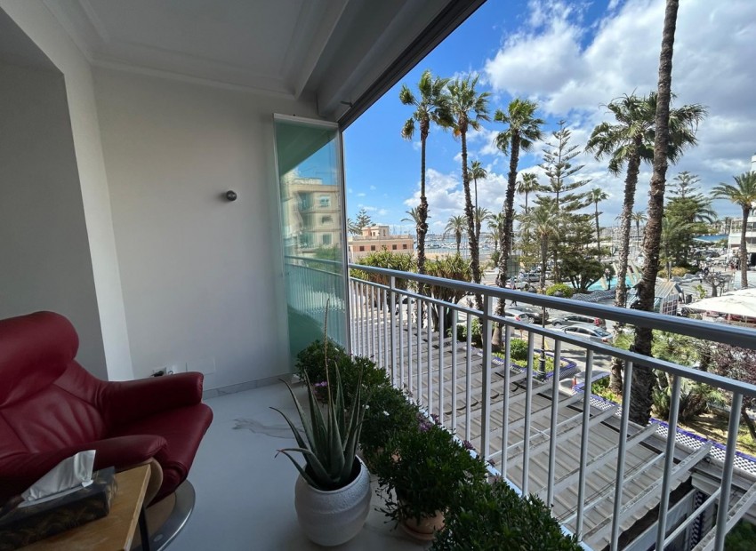 Resale - Appartement - Torrevieja - Torrevieja Centro