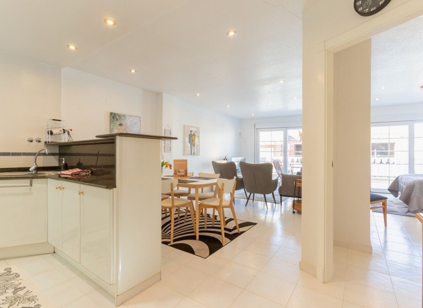 Resale - Appartement - Torrevieja - Torrevieja Centro