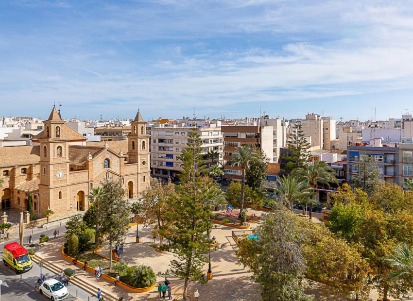 Resale - Appartement - Torrevieja - Torrevieja Centro