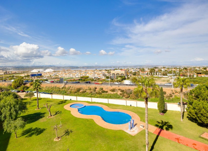 Resale - Appartement - Torrevieja - Torrevieja Centro