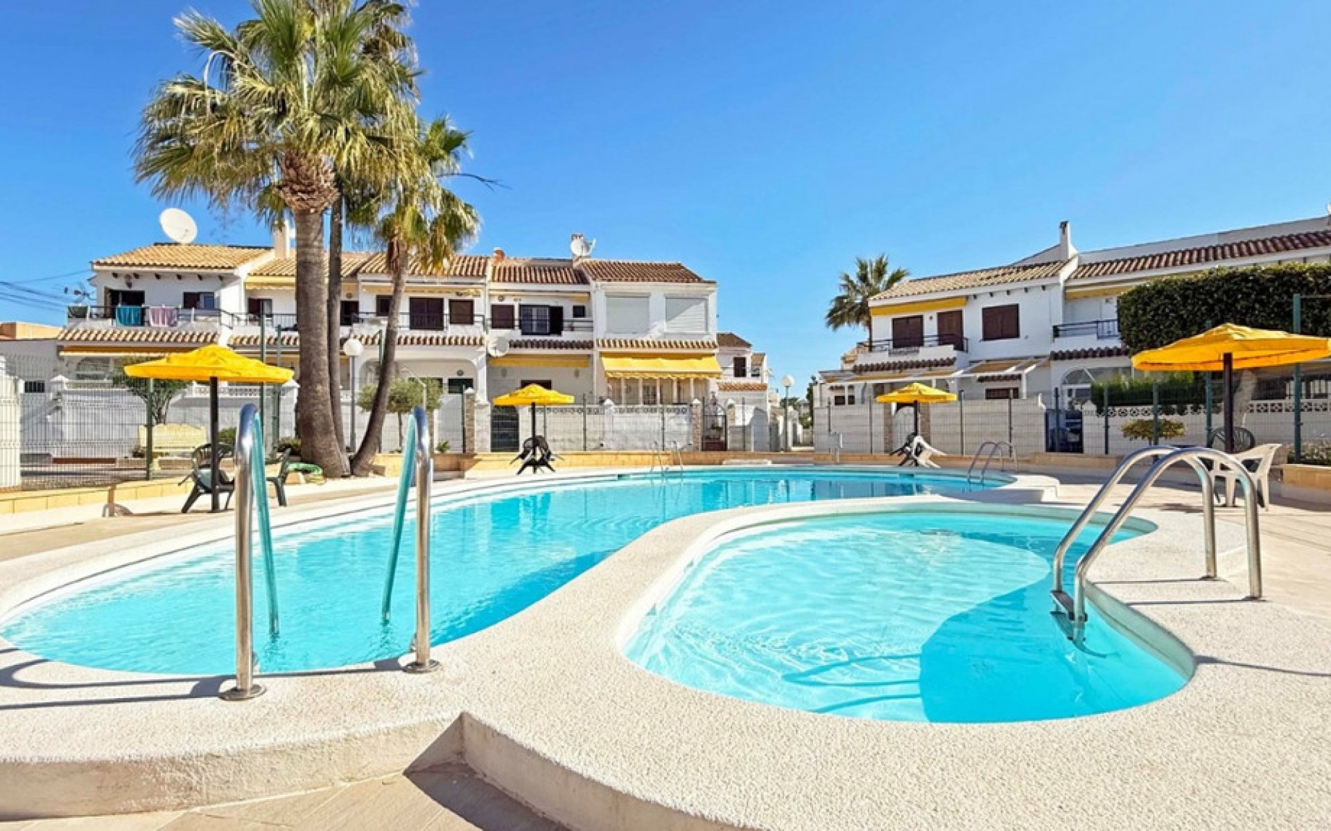 Resale - Appartement - Torrevieja - Torrevieja Centro