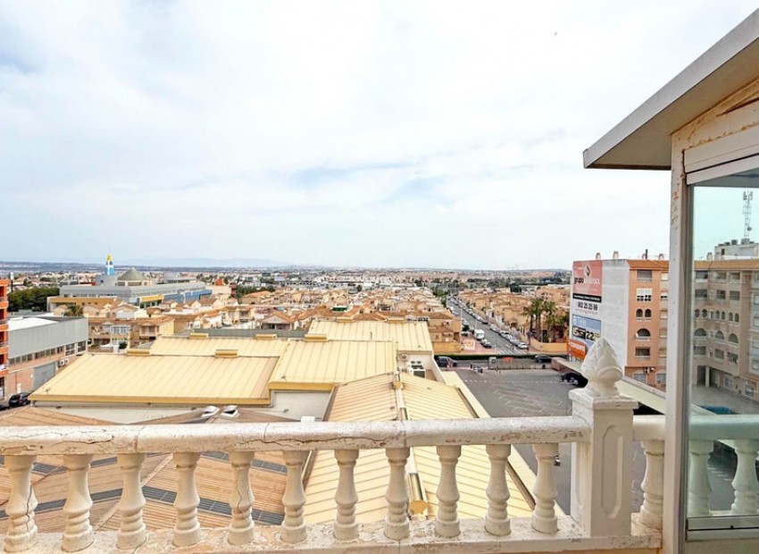 Resale - Appartement - Torrevieja - Torrevieja Centro