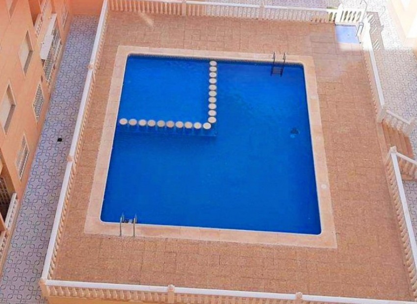 Resale - Appartement - Torrevieja - Torrevieja Centro